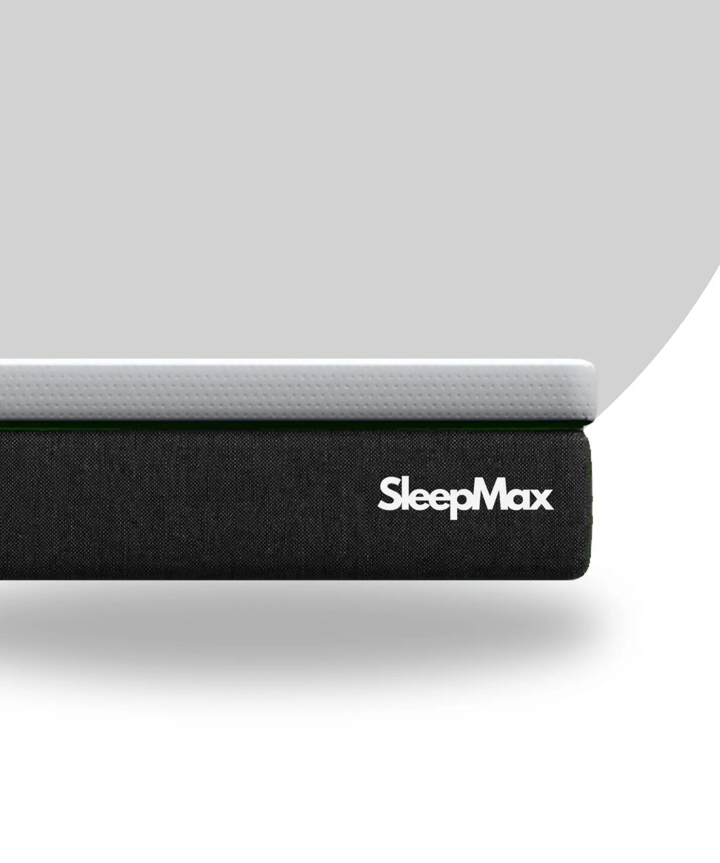 Voorzijde SleepMax premium pocketvering matras met zichtbaar logo – ademend en duurzaam ontwerp